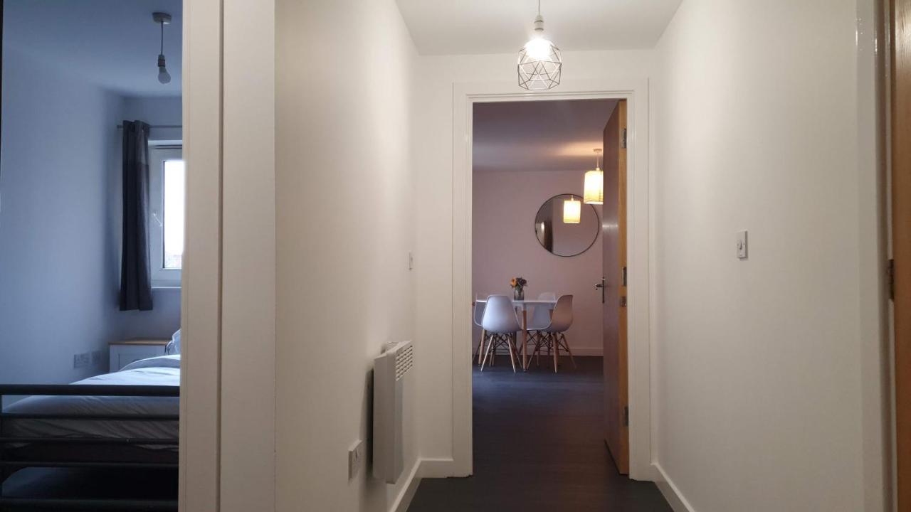 Spacious London Apartment 5 Min Walk To Leytonstone Underground Station And 5 Stops To Zone 1 Экстерьер фото