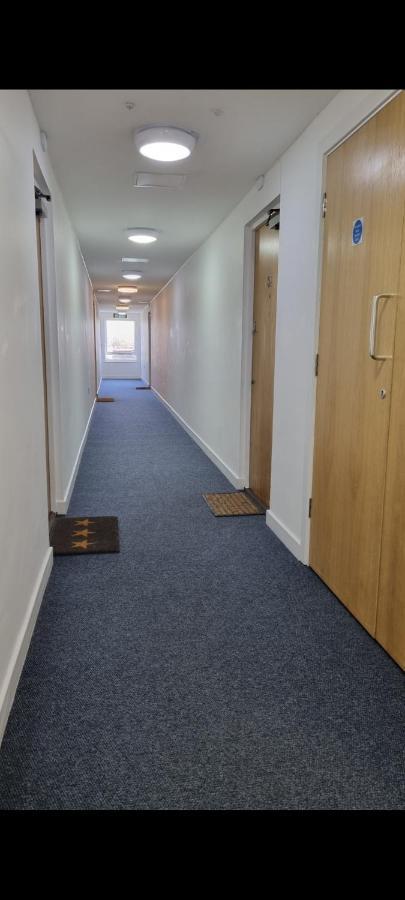 Spacious London Apartment 5 Min Walk To Leytonstone Underground Station And 5 Stops To Zone 1 Экстерьер фото